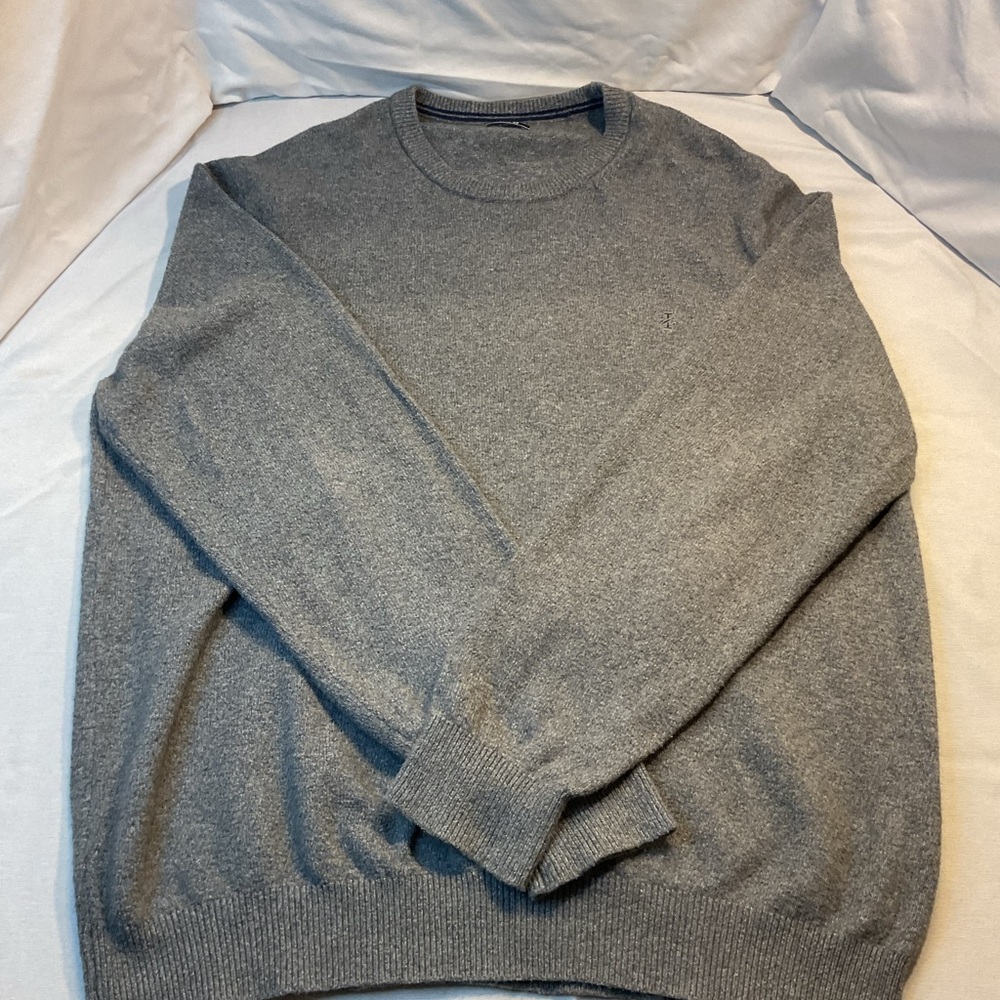 IZOD Men's Classic Crew Neck Soft Knit Pullover Sweater, Gray, Size XL